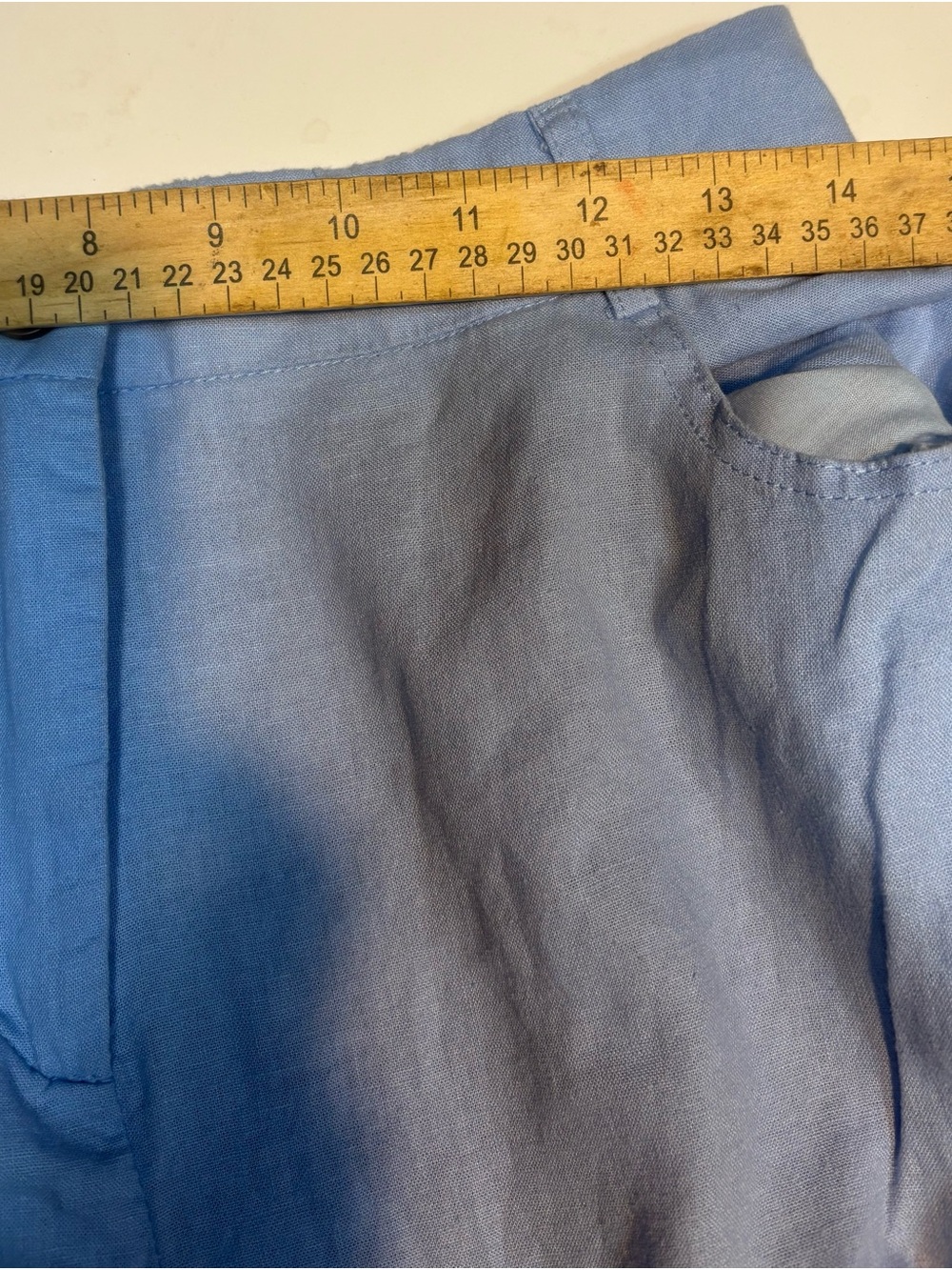 H/G
Blue Cargo Wide Leg pants size large - Picture 9 of 9